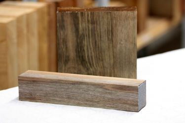 Drechselholz Nussbaum 60 mm stark 250x250 mm